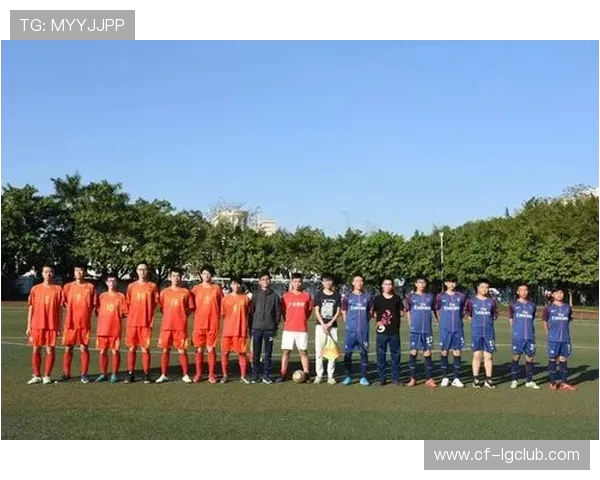 凤台足球班赛激情开战 赛场展现青春风采 竞逐冠军荣耀